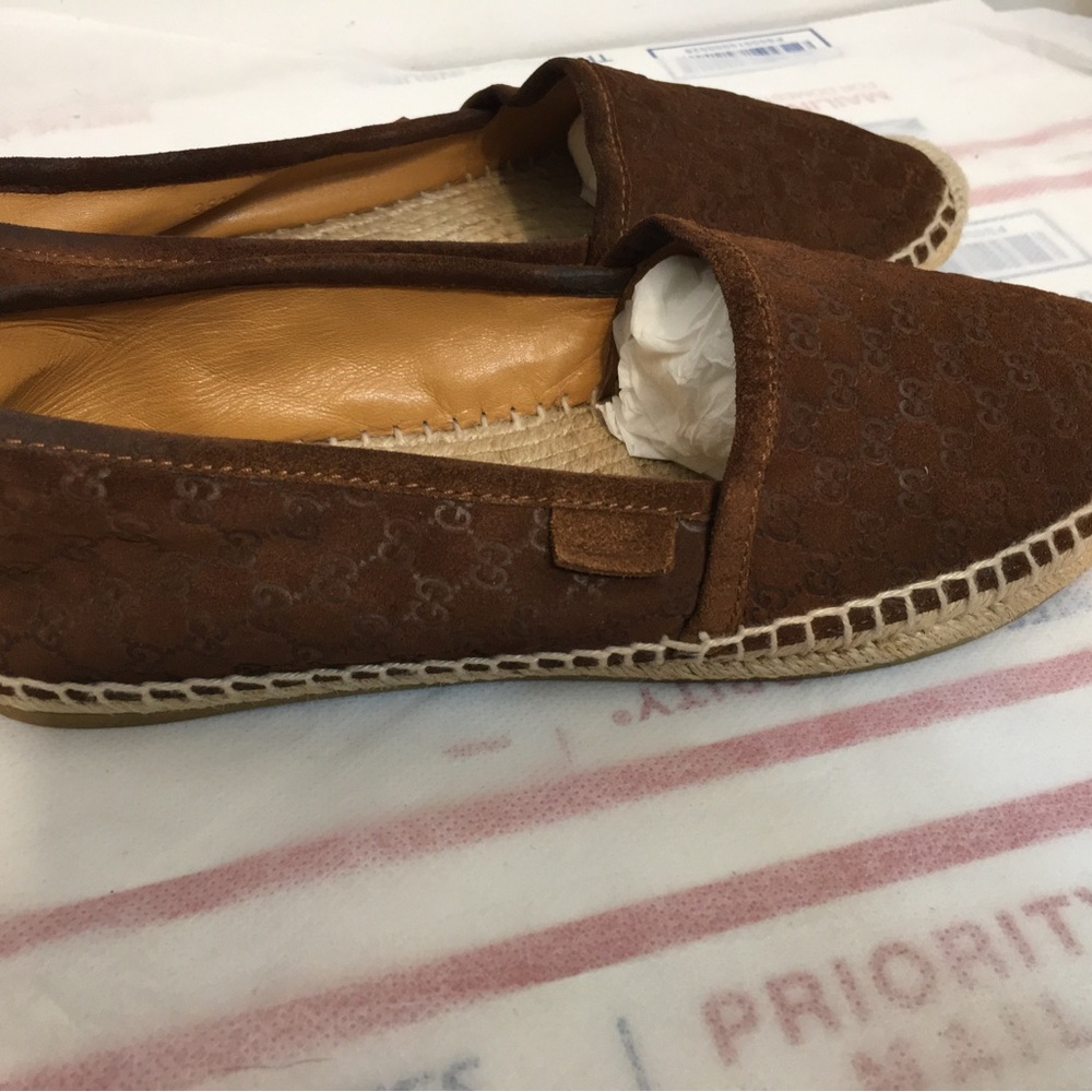 Gucci Espadrille Loafers slip-on. Made in Italy Size 37.5. Great condition - Picture 14 of 16